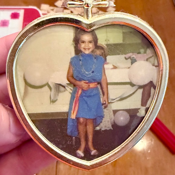 Meet your Posher, Rachel - Picture 1 of 1